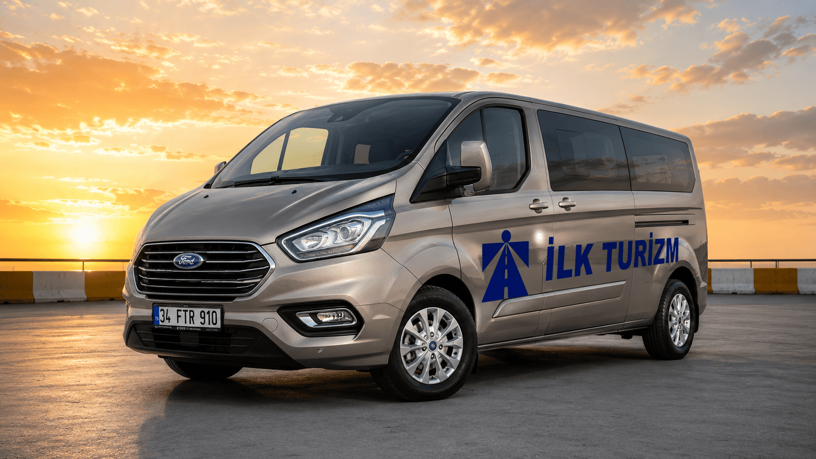 İlk Turizm Aracı